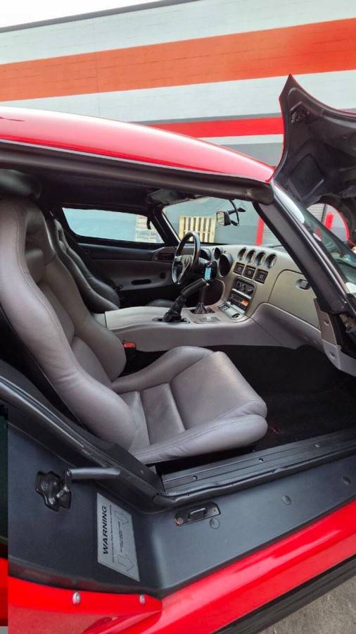 Dodge-viper-rt10-2dr-convertib-1994-red-10