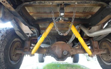 Dodge-w150-1977-red-12