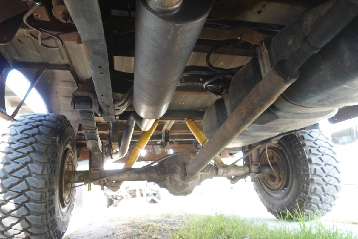 Dodge-w150-1977-red-13