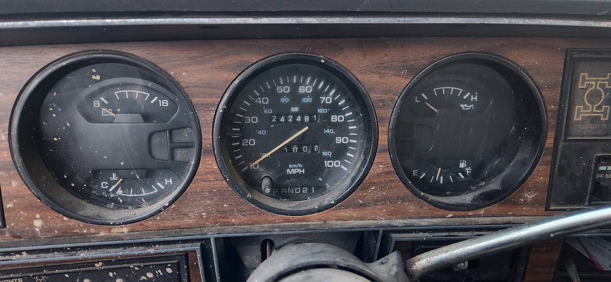 Dodge-w250-diesel-1990-red-11