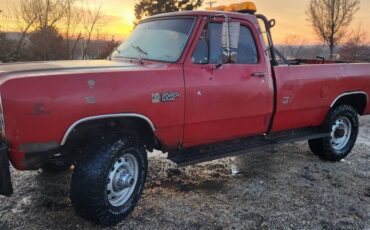 Dodge-w250-diesel-1990-red