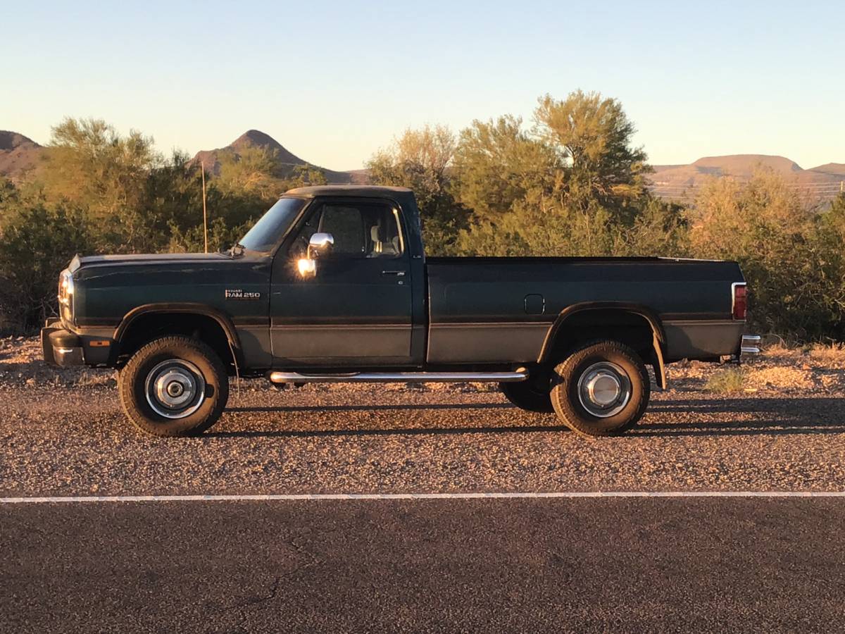 Dodge-w250-diesel-1993-green-16