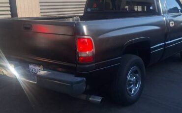 Dodgeram1500-1995-black-11