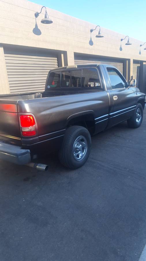 Dodgeram1500-1995-black-13