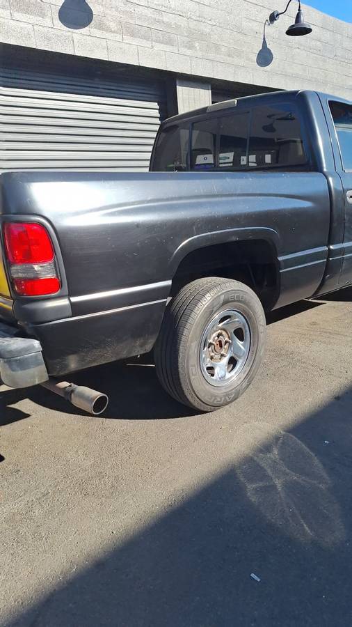 Dodgeram1500-1995-black-9
