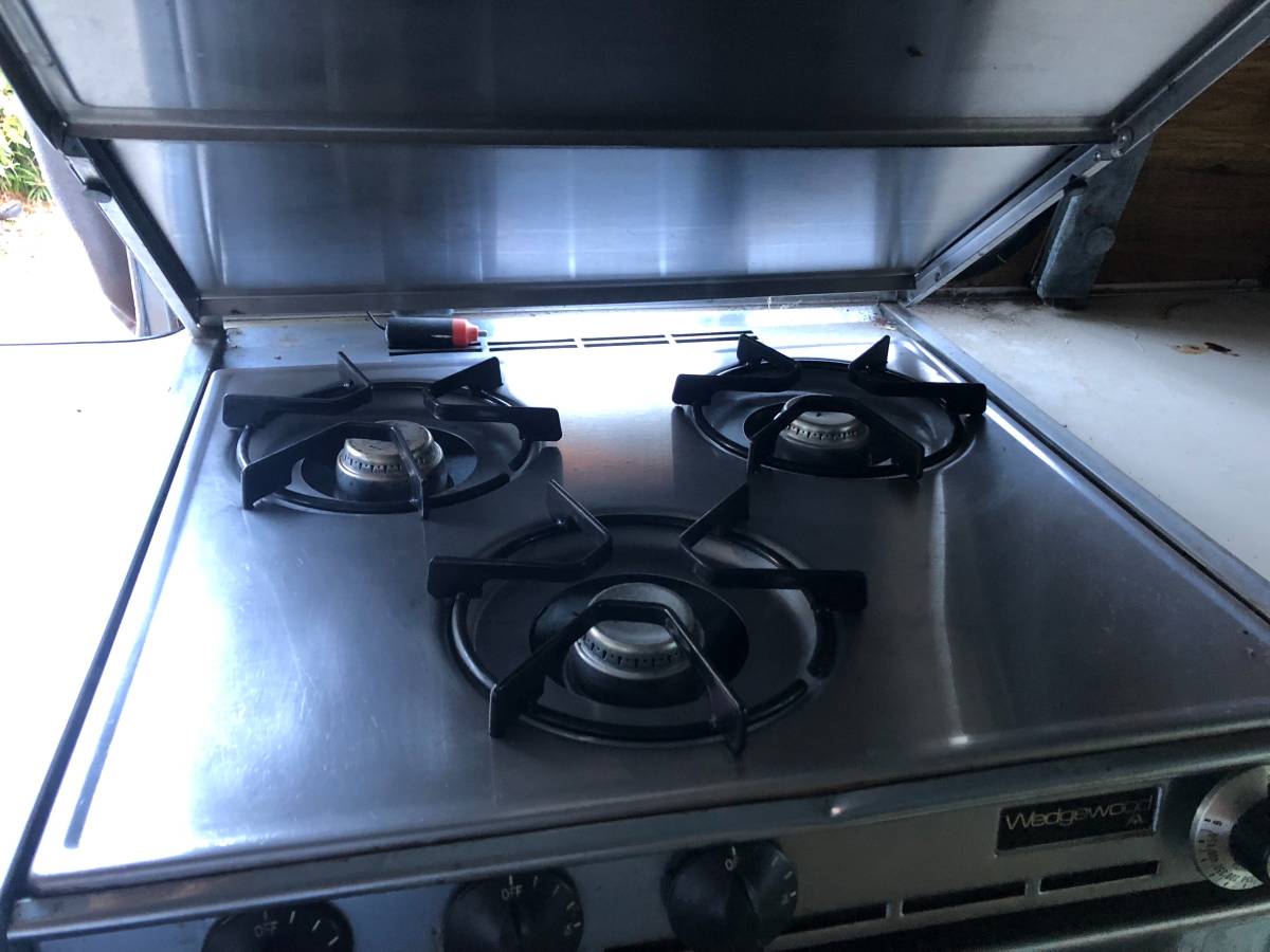 Doge-ram-1500-1990-blue-10