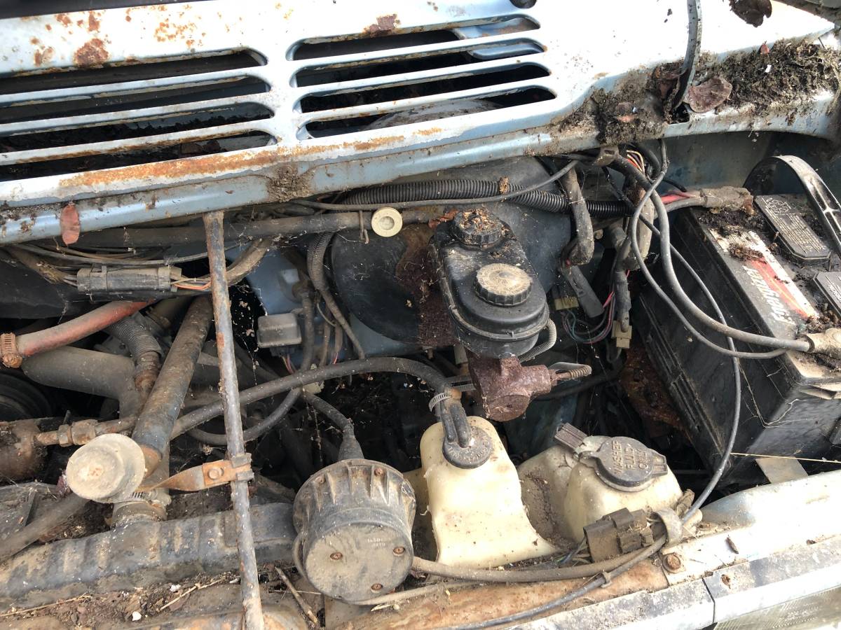 Doge-ram-1500-1990-blue-15