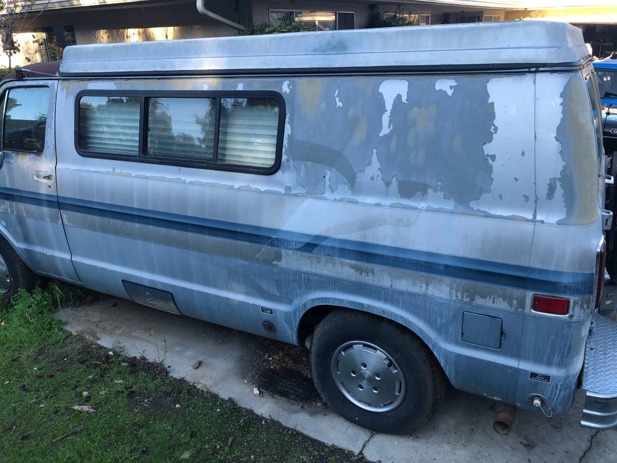 Doge-ram-1500-1990-blue-18