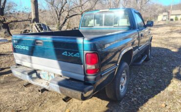 Doge-ram-1500-1995-1