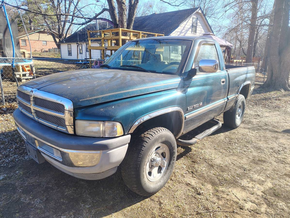 Doge-ram-1500-1995-4