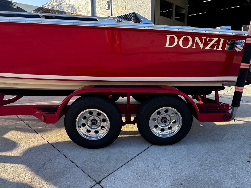 Donzi-1987-10