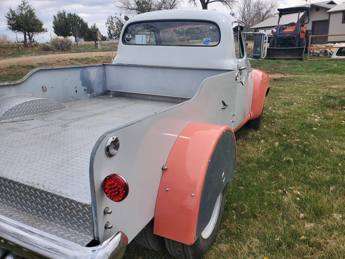 E12-studebaker-1955-white-5