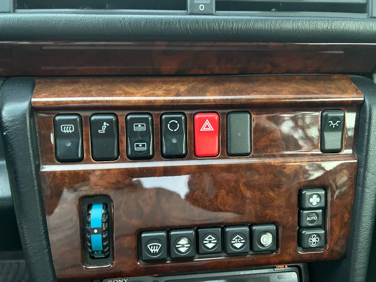 E320-coupe-1994-black-7