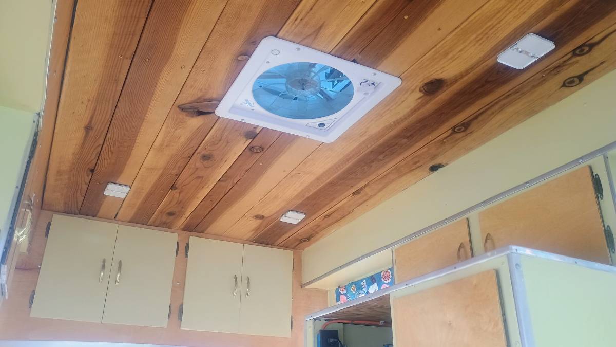 Econoline-supervan-1969-11