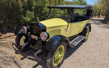 Essex-touring-1922-yellow