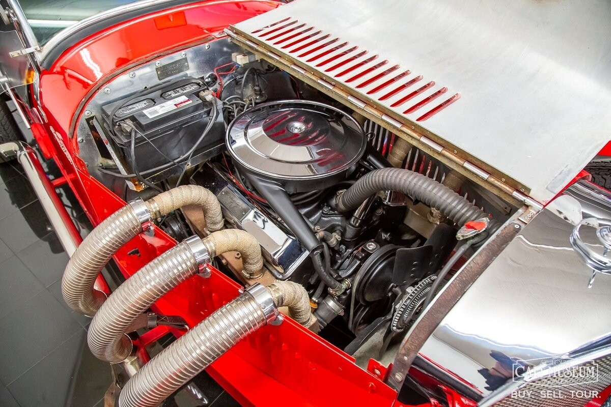 Excalibur-SSK-1966-Roadster-24