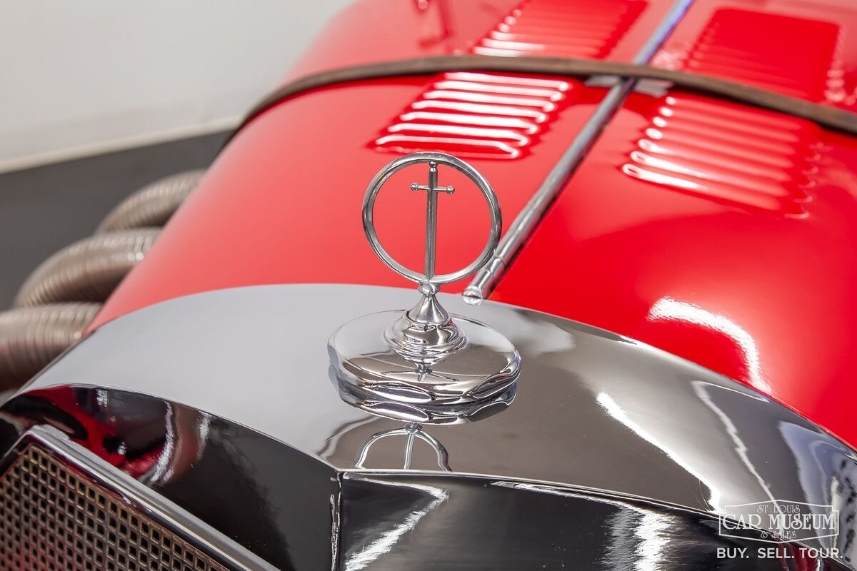 Excalibur-SSK-1966-Roadster-30