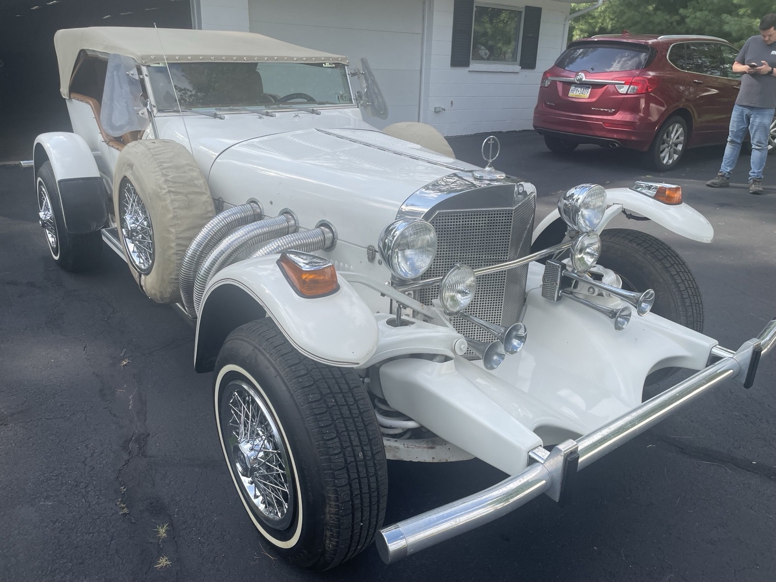 Excalibur-Series-II-1974-Convertible-11