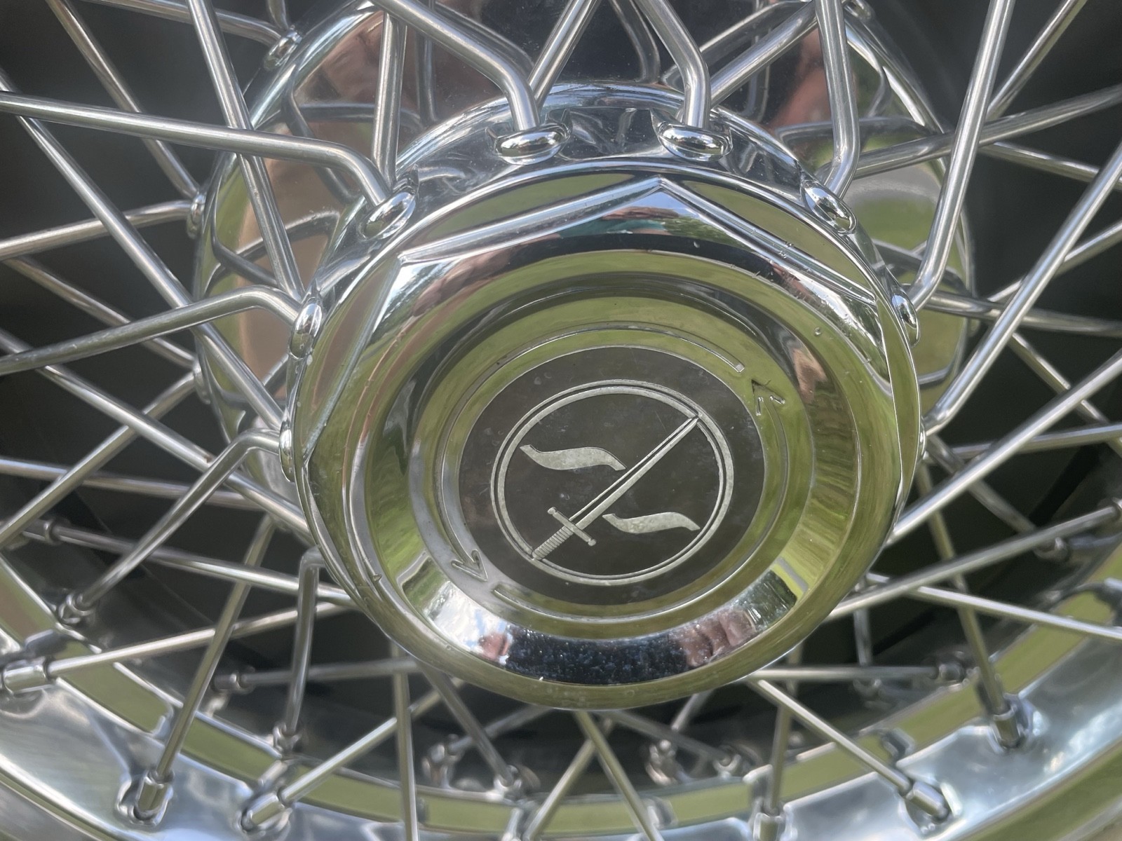 Excalibur-Series-II-1974-Convertible-19