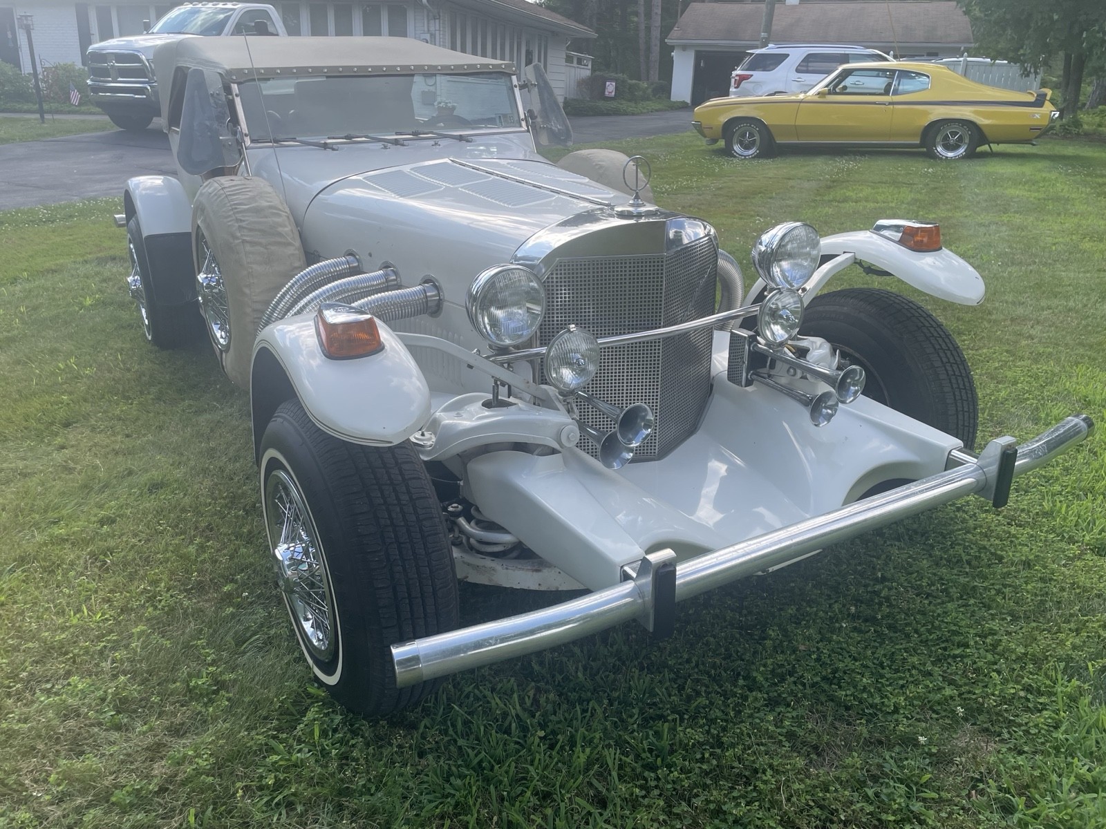 Excalibur-Series-II-1974-Convertible-21