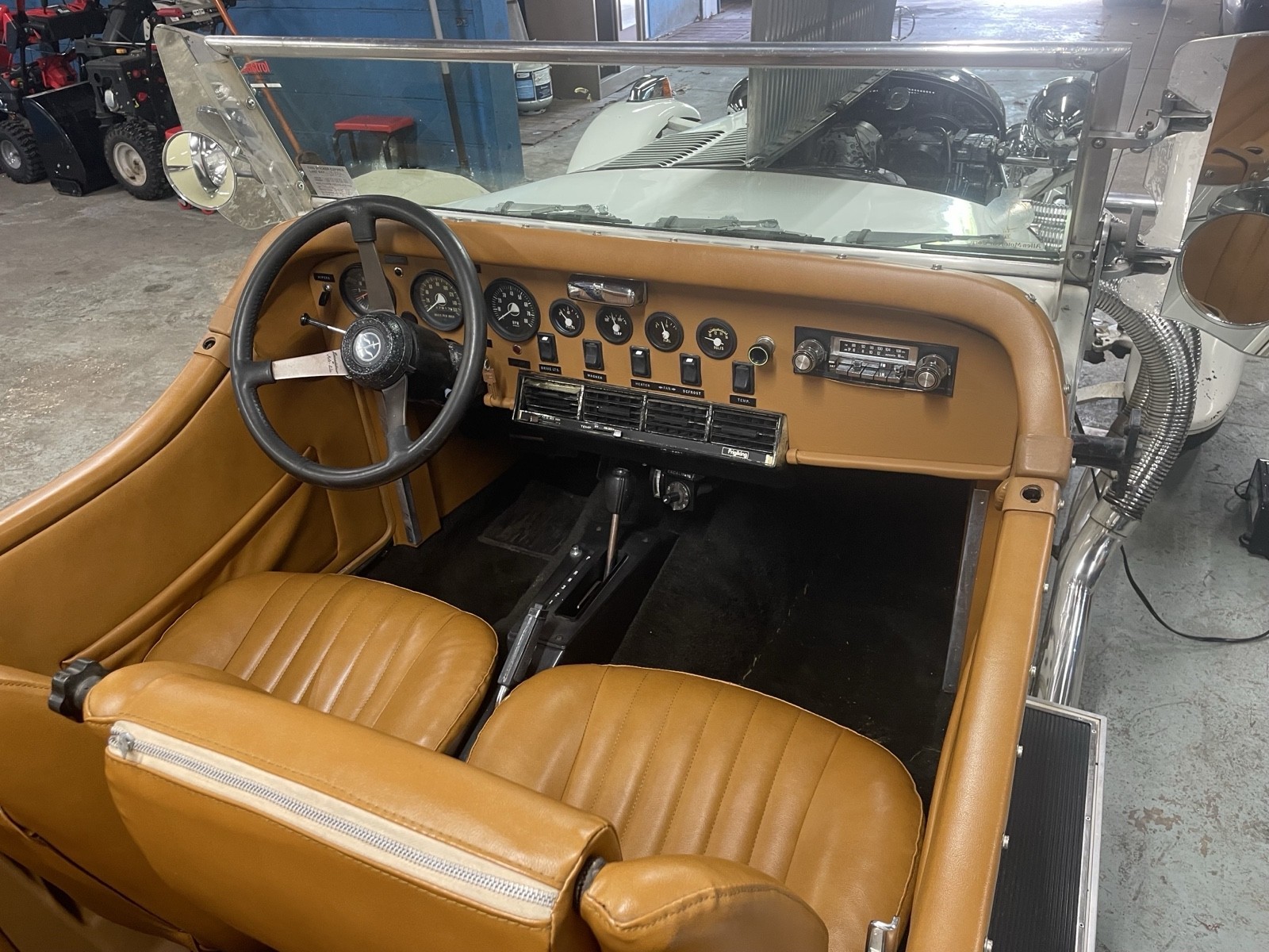 Excalibur-Series-II-1974-Convertible-25