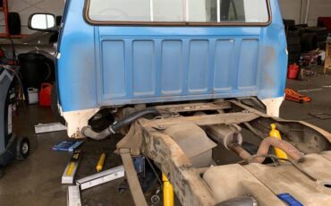 F150-lariat-1982-blue-11