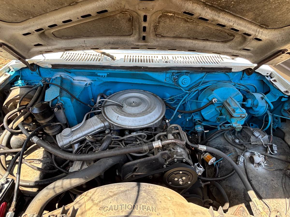 F150-lariat-1982-blue-23