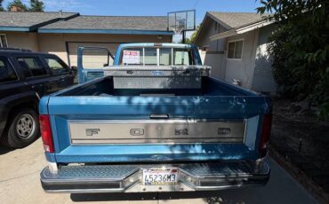 F150-lariat-1982-blue-4