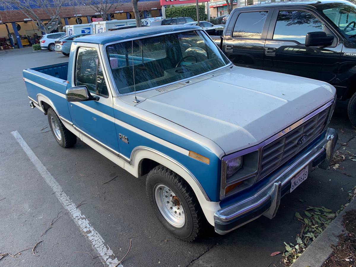 F150-lariat-1982-blue-6