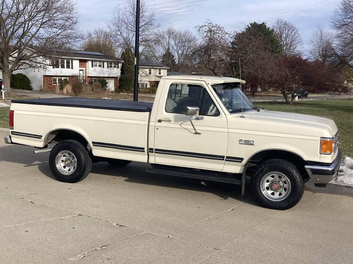 F15o-xlt-lariat-1988-white-6