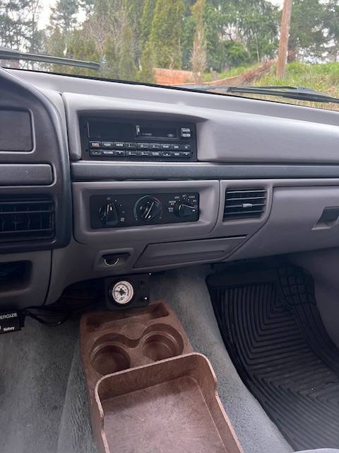 F350-xlt-diesel-1996-white-15