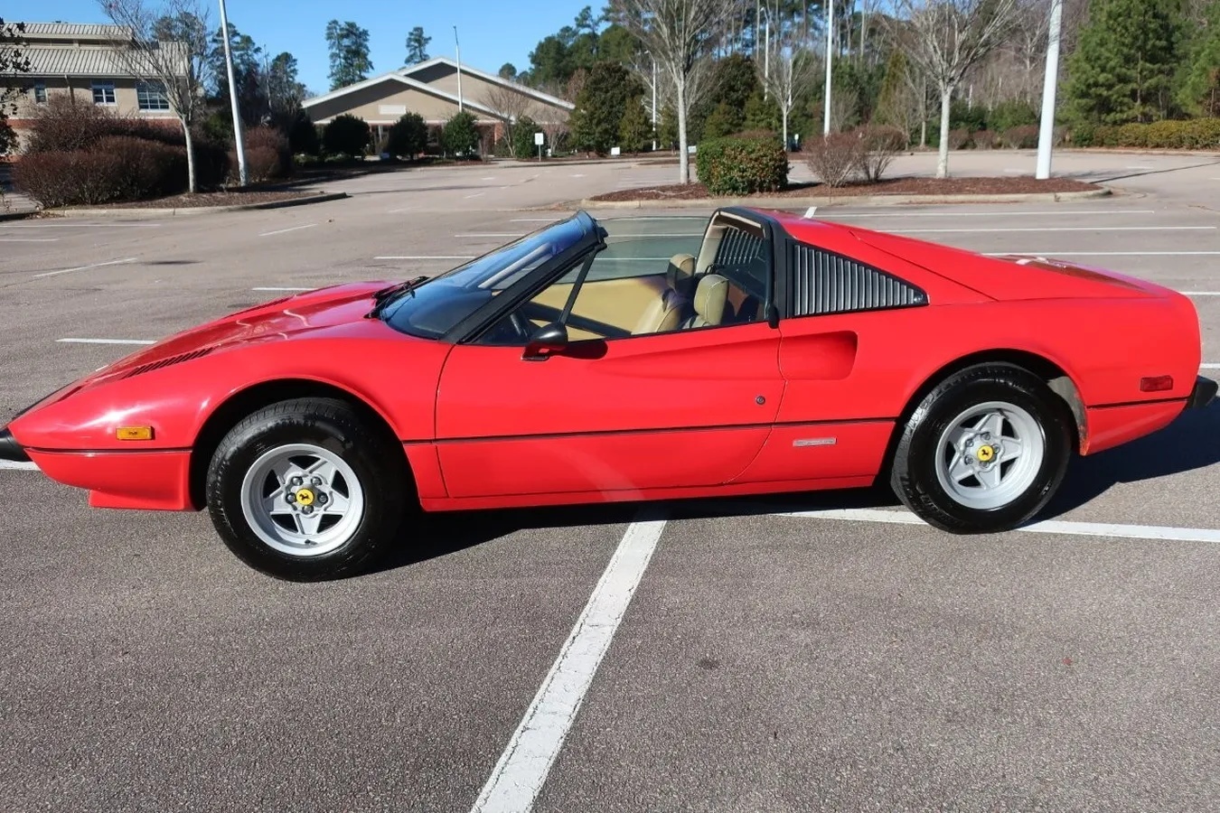 Ferrari-308-1978-Red-Tan-1