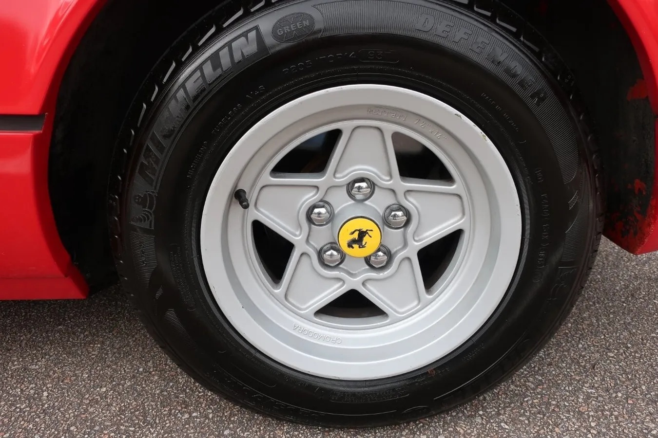 Ferrari-308-1978-Red-Tan-10