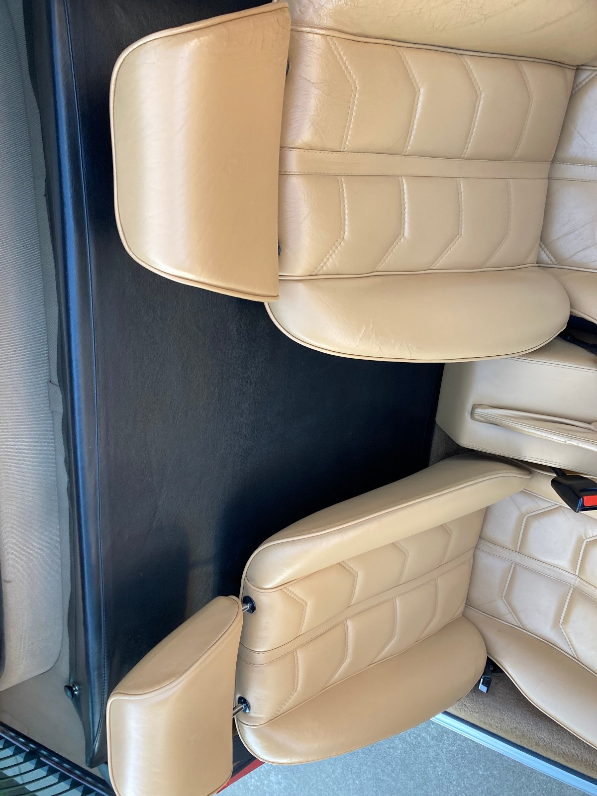 Ferrari-308-1985-Gts-10