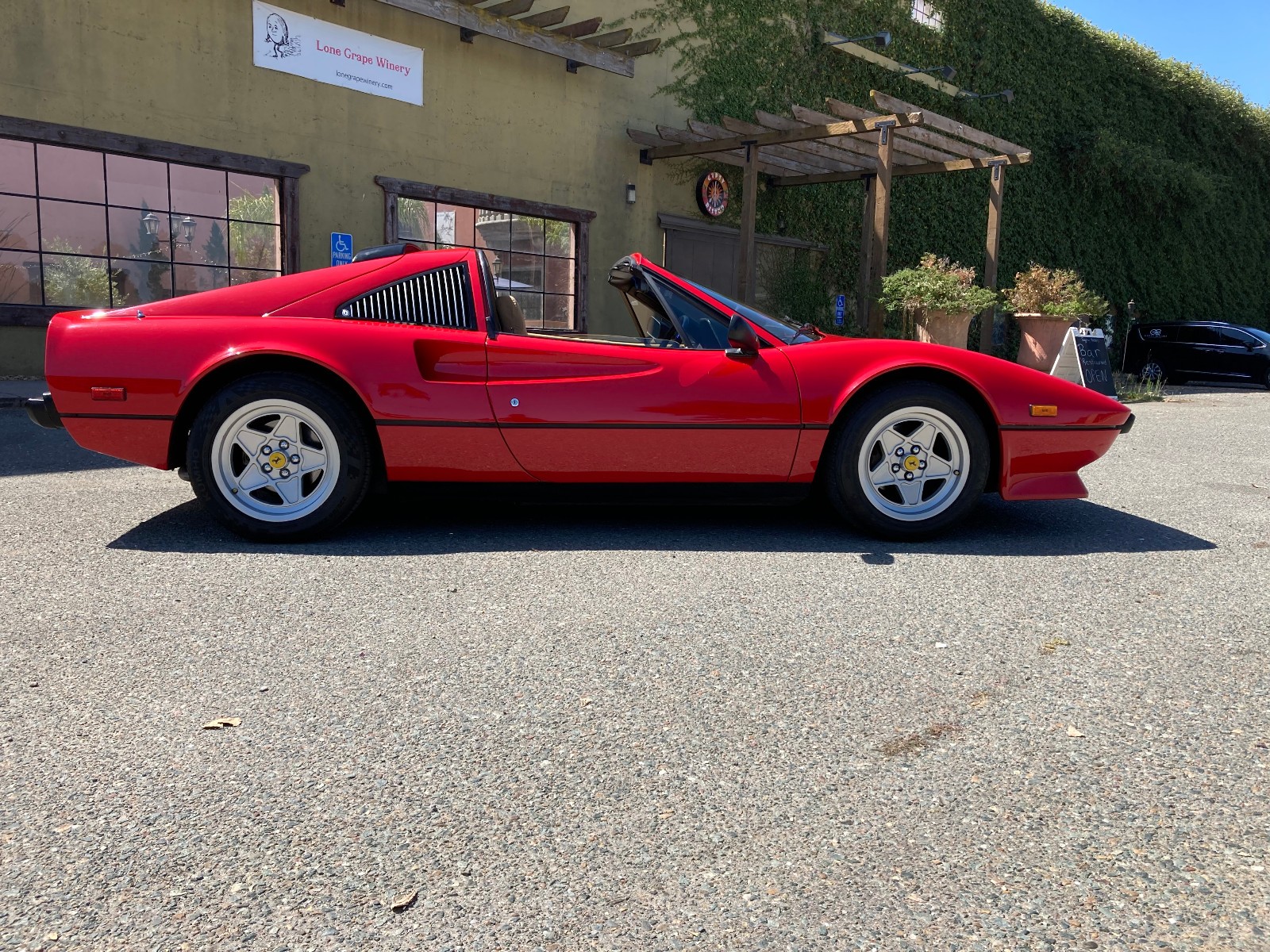 Ferrari-308-1985-Gts-4