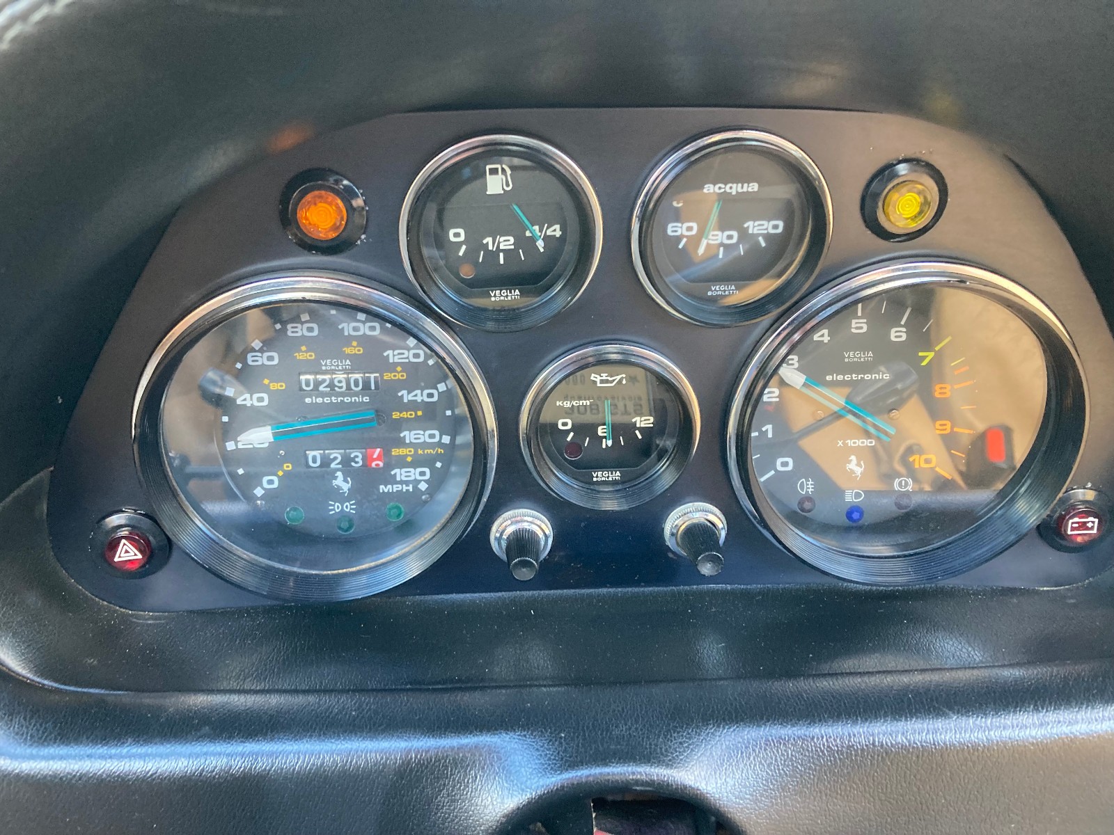 Ferrari-308-1985-Gts-7