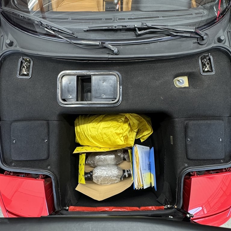 Ferrari-348-1989-CONVERTIBLE-21