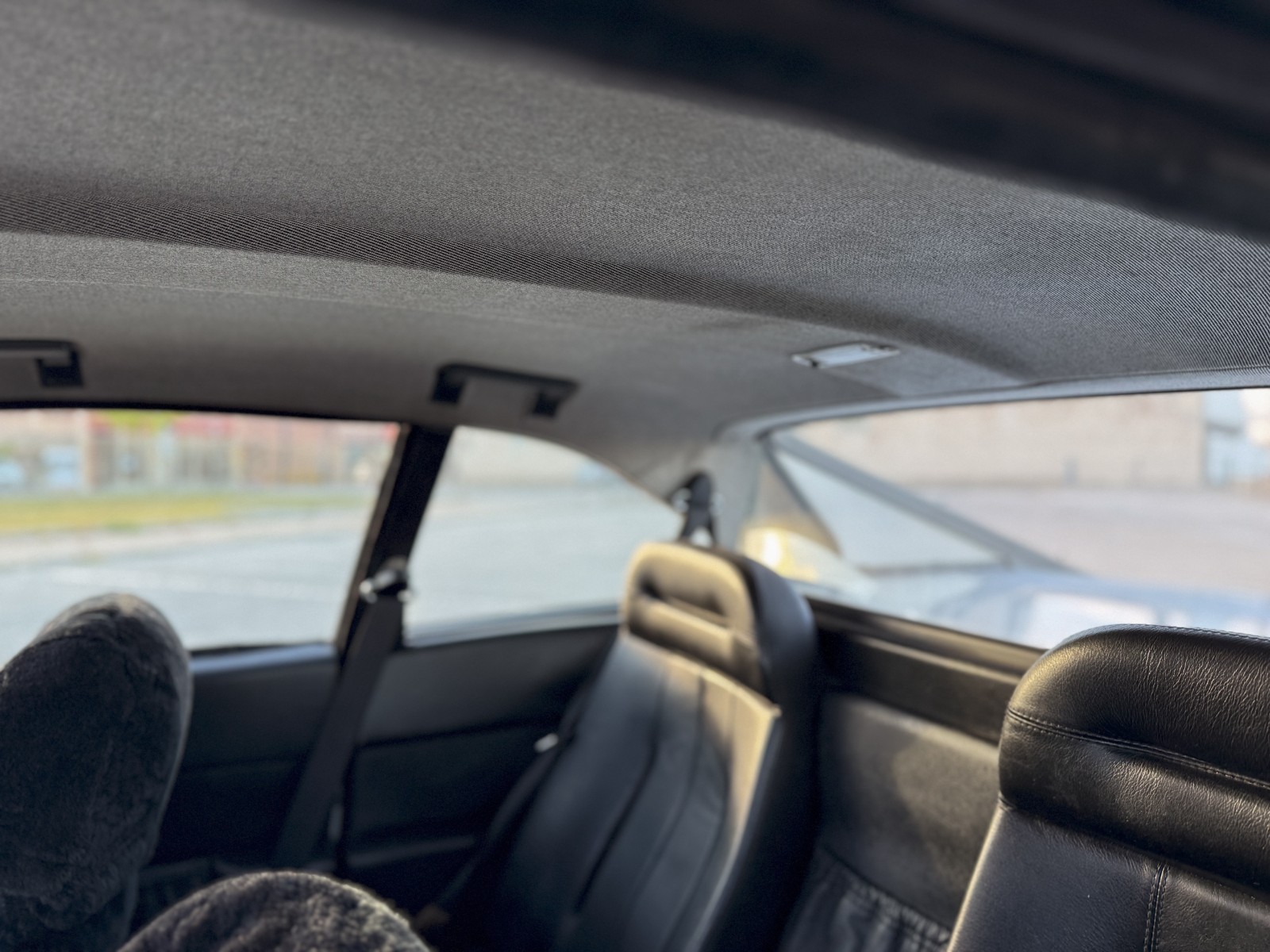 Ferrari-Mondial-1983-12