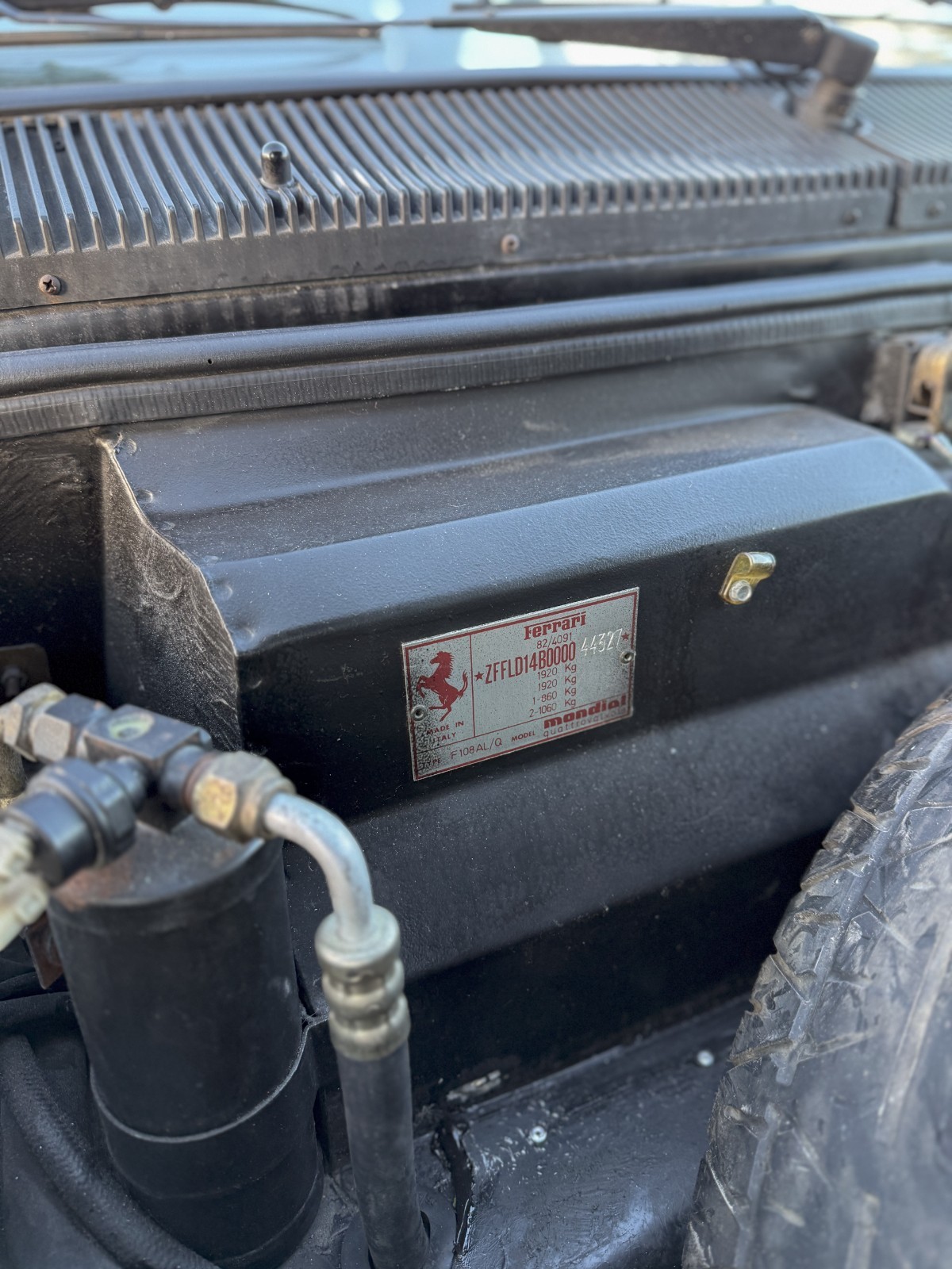 Ferrari-Mondial-1983-22