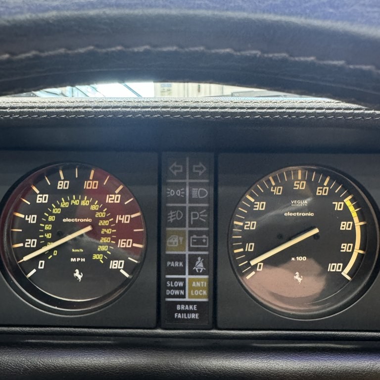 Ferrari-Mondial-1988-Convertible-9