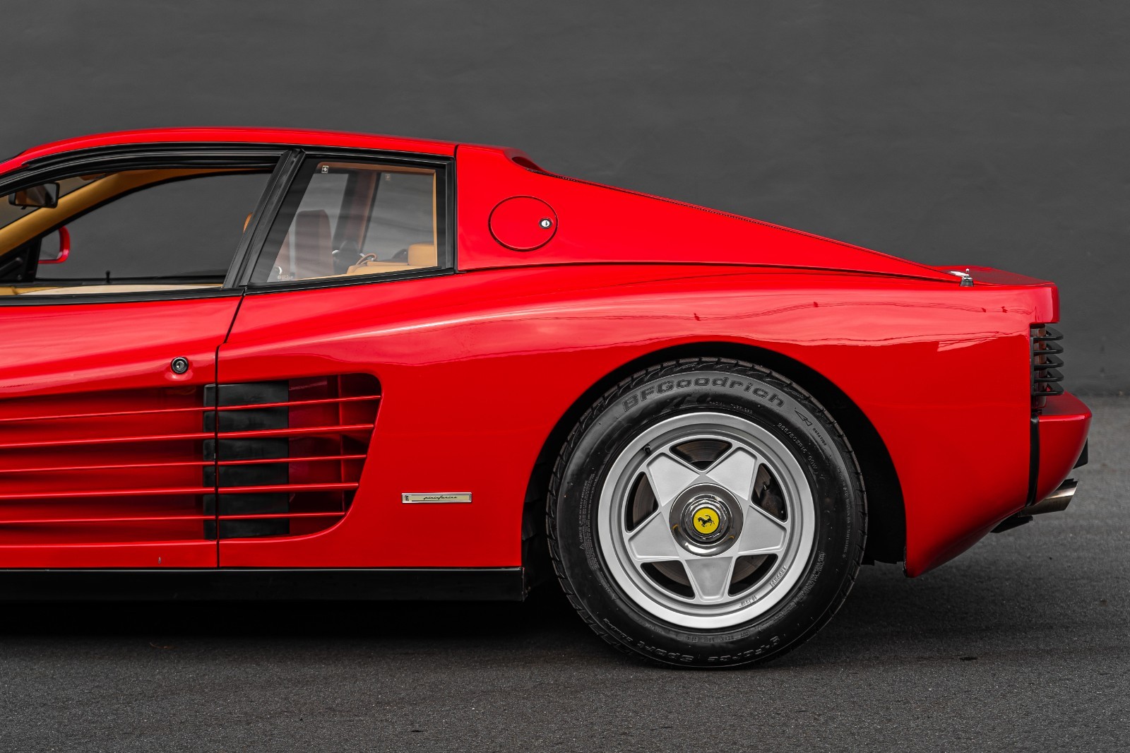 Ferrari-Testarossa-1987-Coupe-15