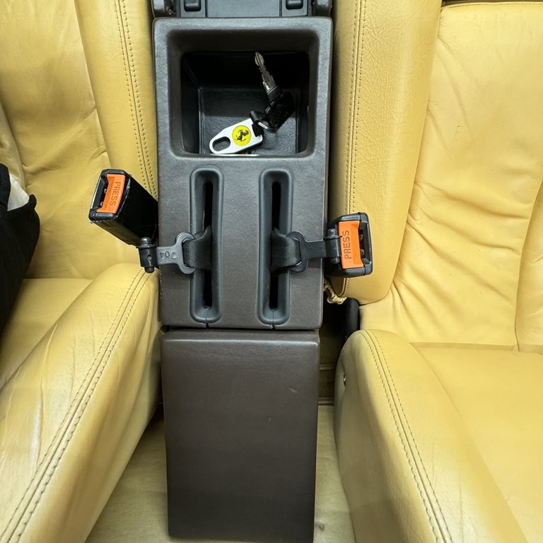 Ferrari-Testarossa-1988-Coupe-12