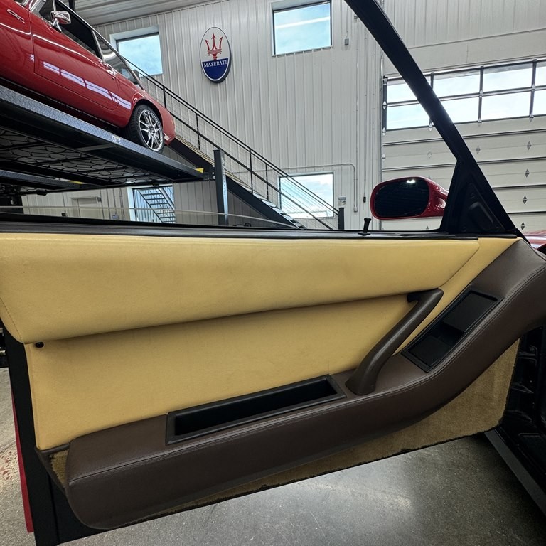 Ferrari-Testarossa-1988-Coupe-14