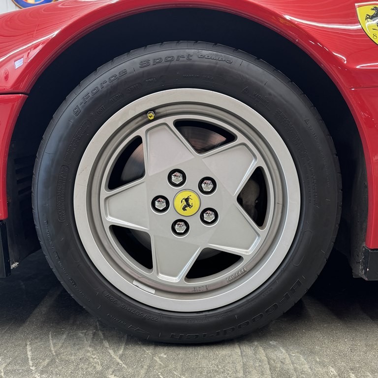 Ferrari-Testarossa-1988-Coupe-19