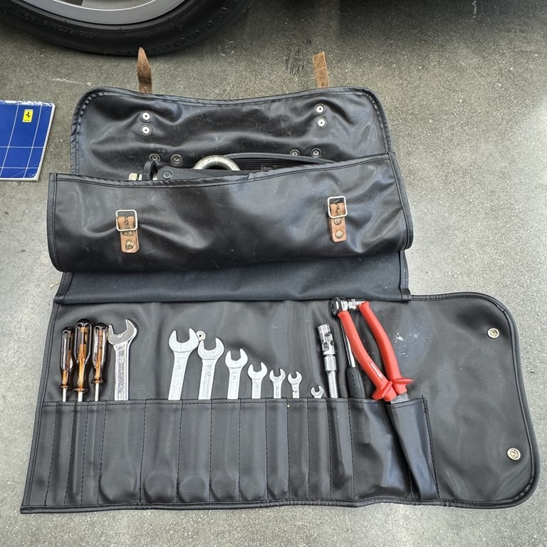 Ferrari-Testarossa-1988-Coupe-21