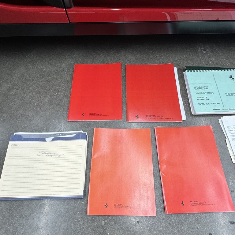 Ferrari-Testarossa-1988-Coupe-24