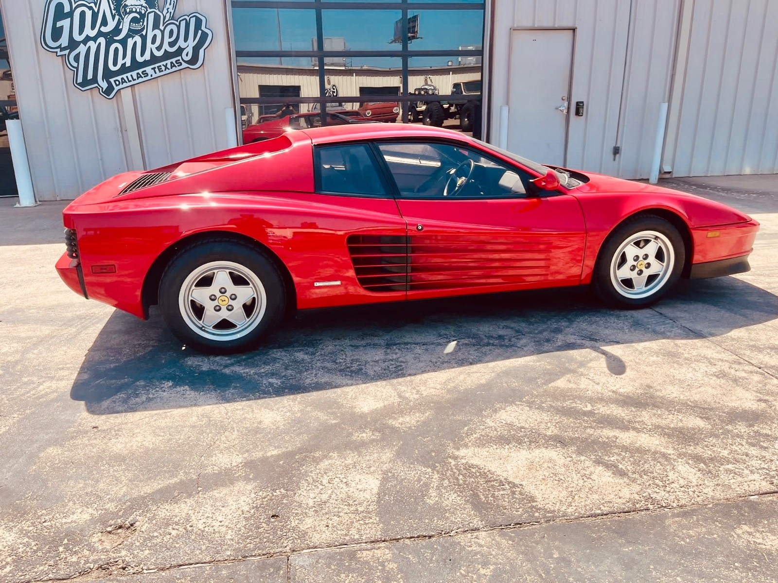 Ferrari-Testarossa-1990-Coupe-24