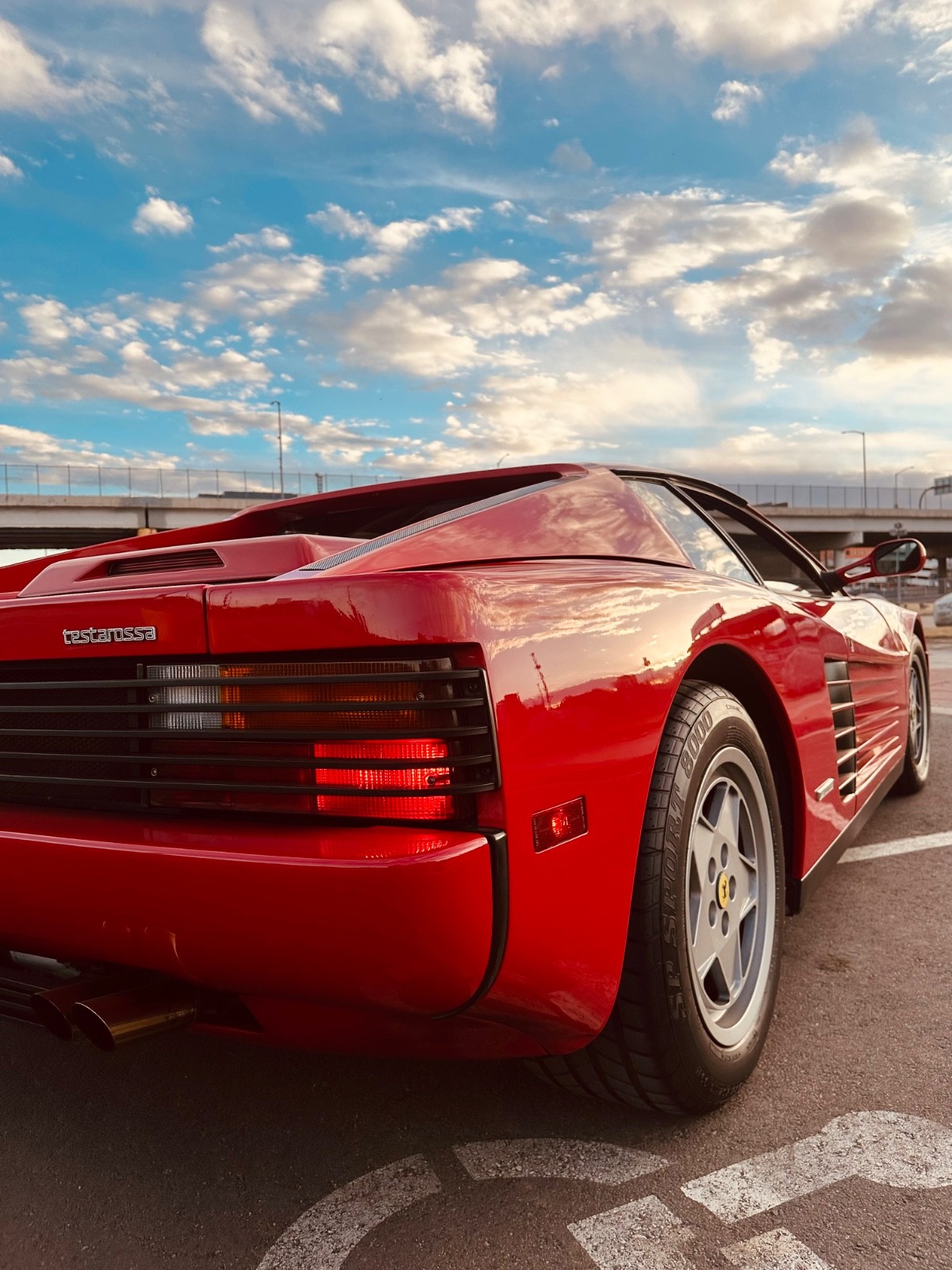 Ferrari-Testarossa-1990-Coupe-9