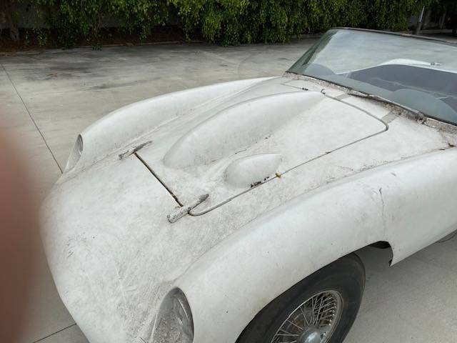 Ferrari-corvette-1959-white-11