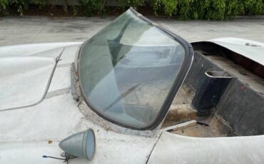 Ferrari-corvette-1959-white-3